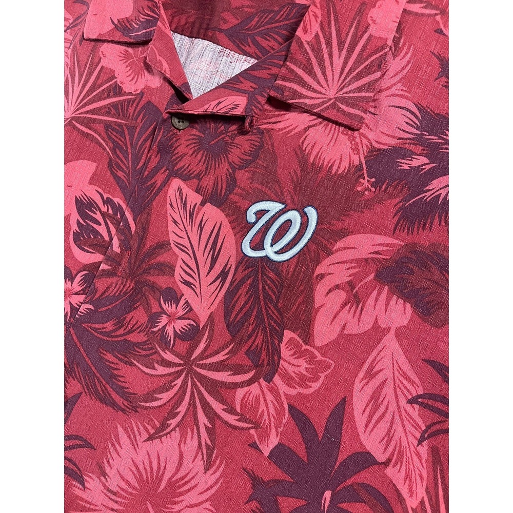 Tommy Bahama  Hawaiian aloha button up shirt men's Size 2XL‎